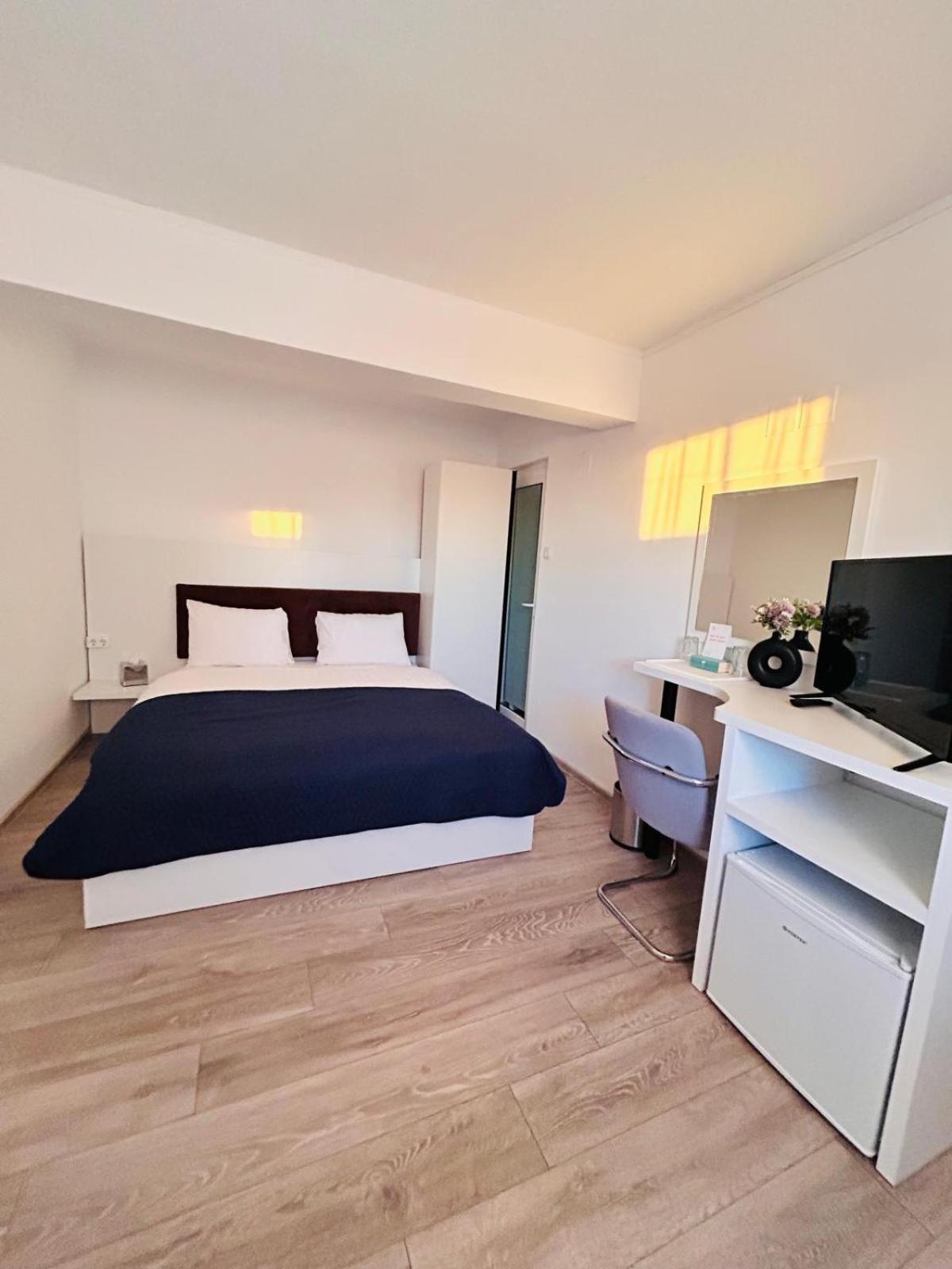 Casa Irina 2Mai Otel Două Mai Dış mekan fotoğraf