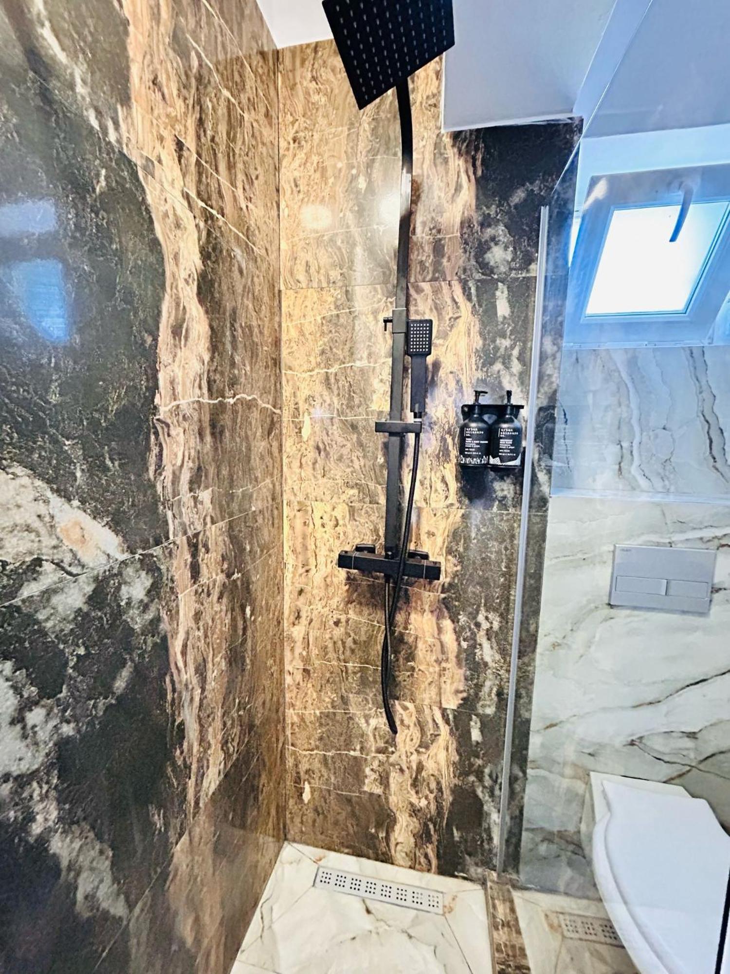 Casa Irina 2Mai Otel Două Mai Dış mekan fotoğraf